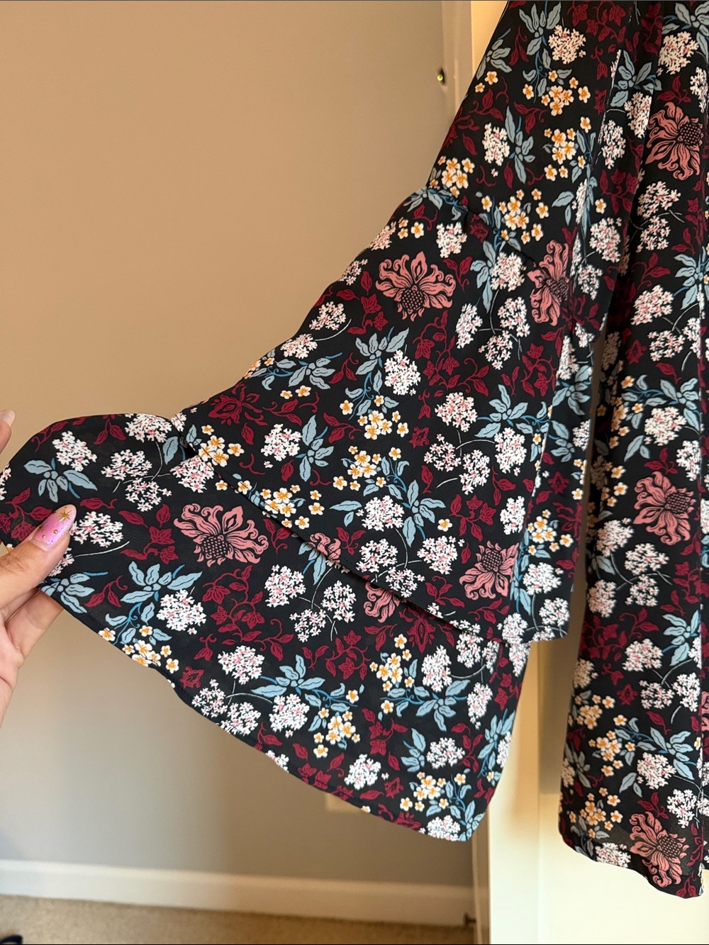 {BUNDLE} - Assorted LOFT Women's Print Blouses - Picture 8 of 15